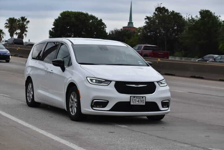 The Enduring Reign: Why the Chrysler Pacifica Continues to Be America's Favorite Minivan