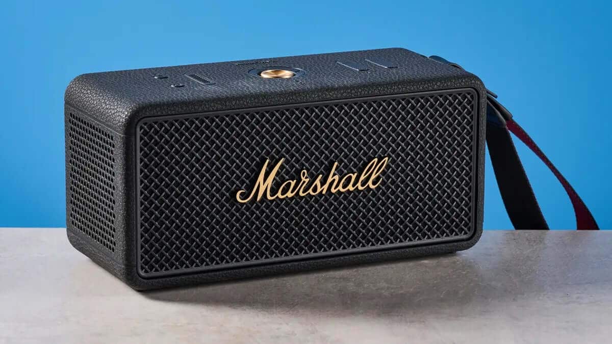 Stylish, powerful, and reliable—the Marshall Middleton II is a versatile companion.