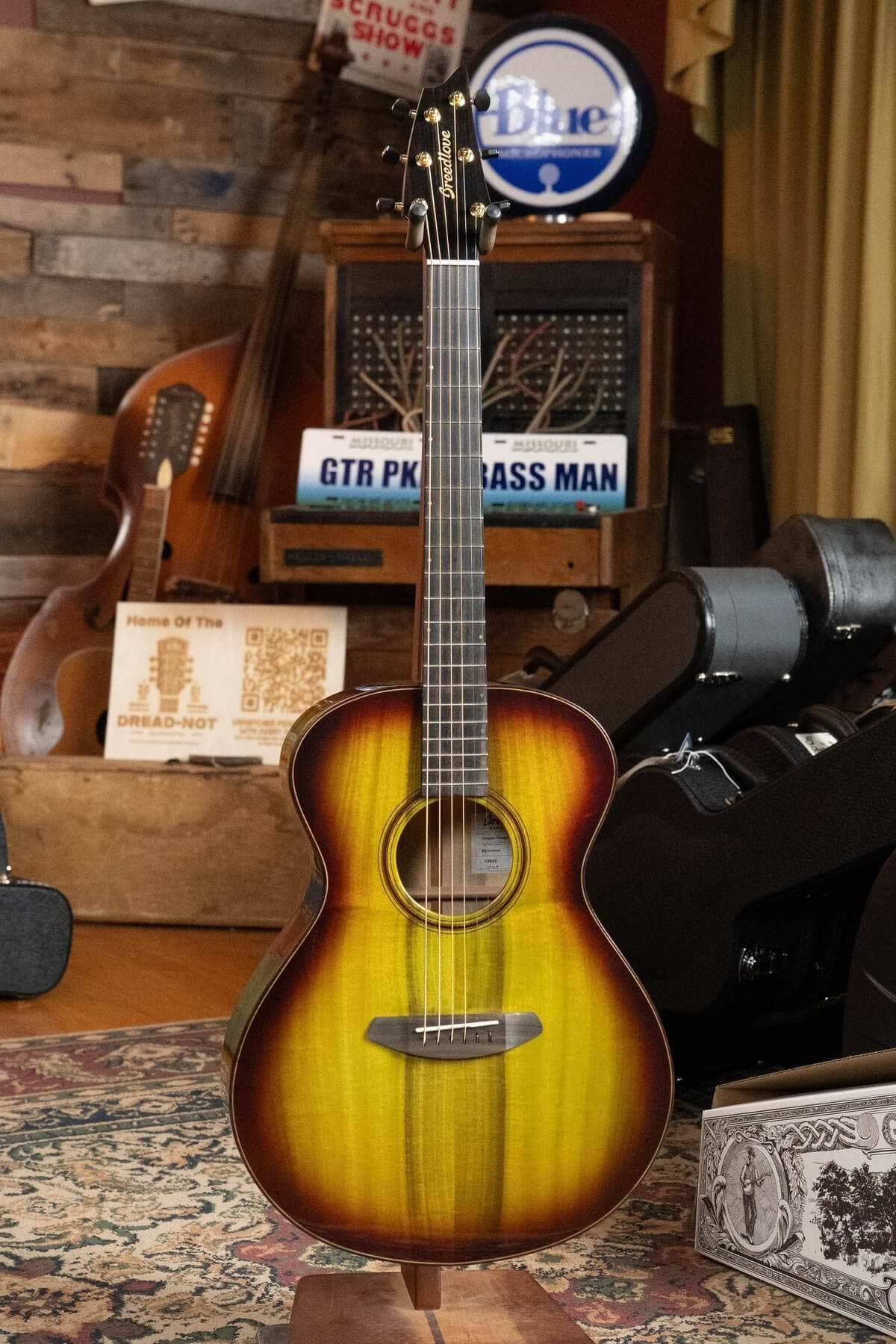 Guitars for Vets Bid On Guitar - Oregon Concert Earthsong Myrtlewood-Myrtlewood LTD + Accessory Package