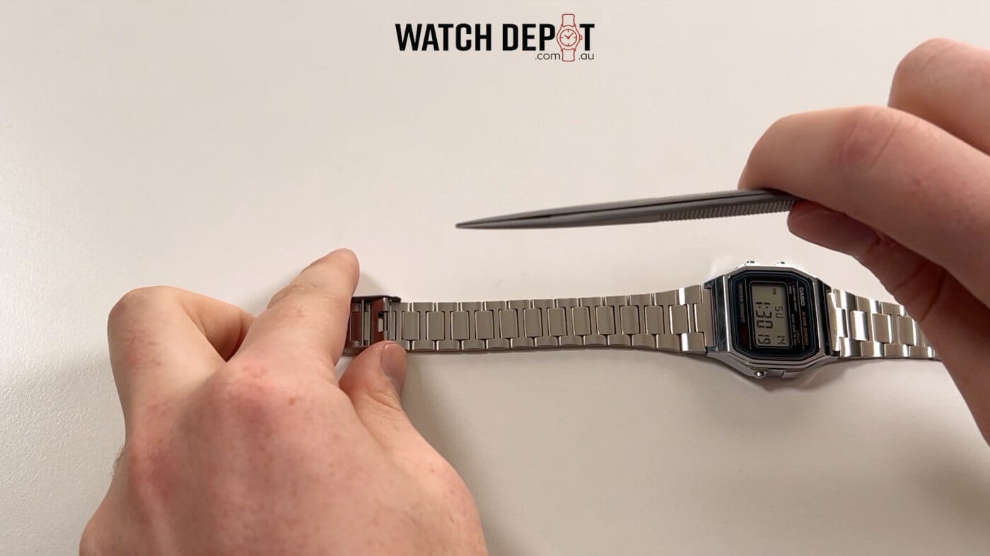 How To Adjust A Casio Watch Band