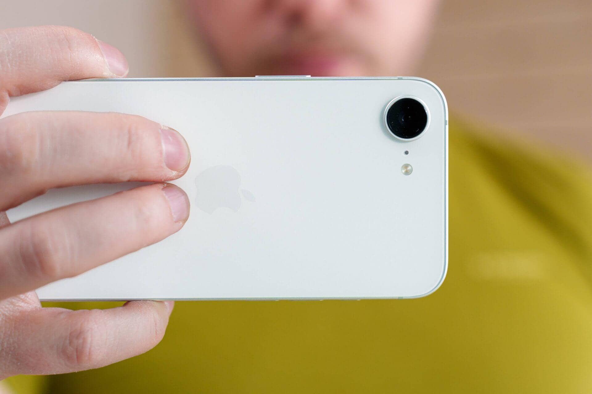 iPhone 16e: A confusing throwback