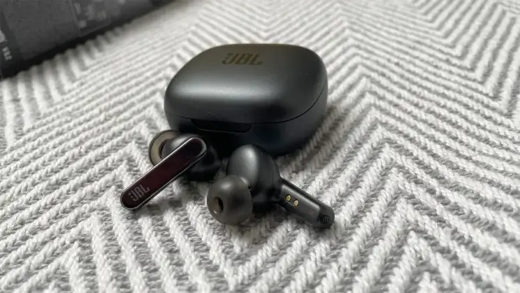 JBL Live Pro 2 TWS 1