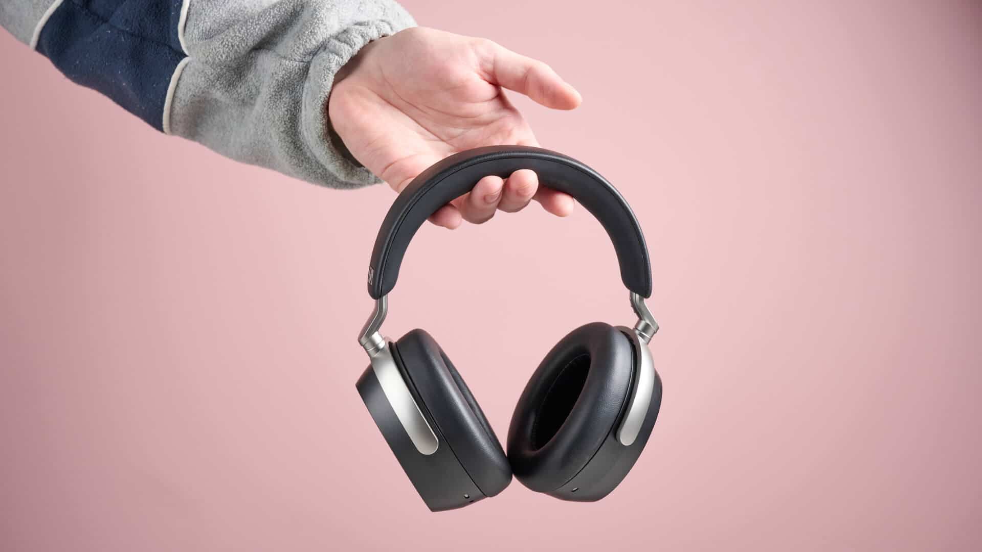 Sennheiser HDB 630 held in hand