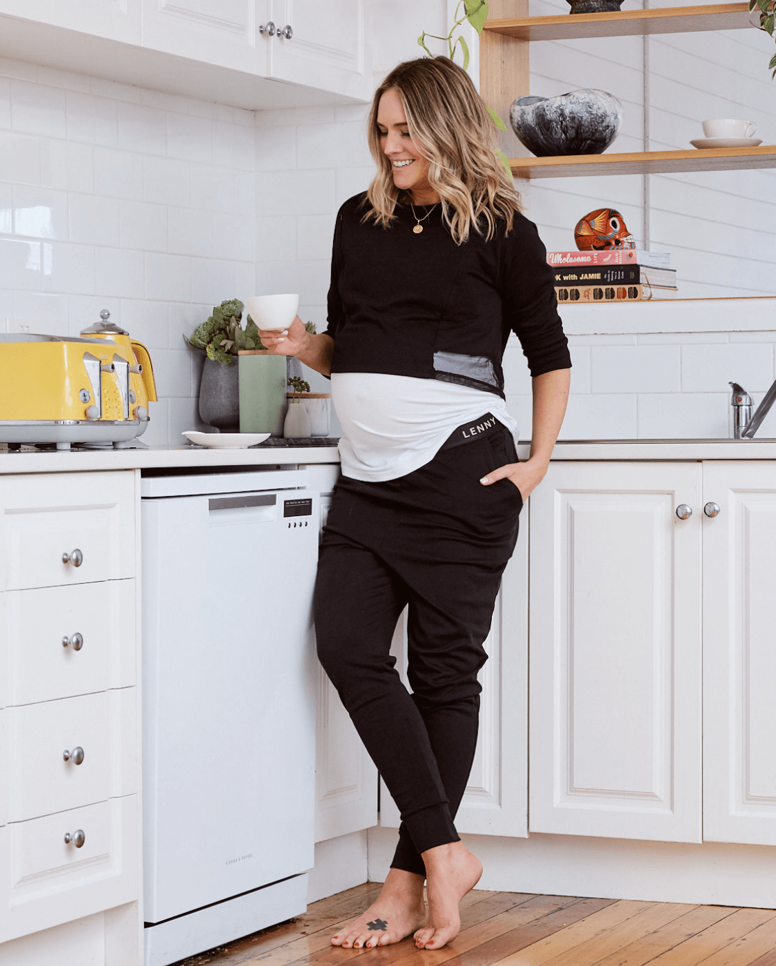 Maternity Clothes: 9 Must-Haves for 9 Months of Pregnancy