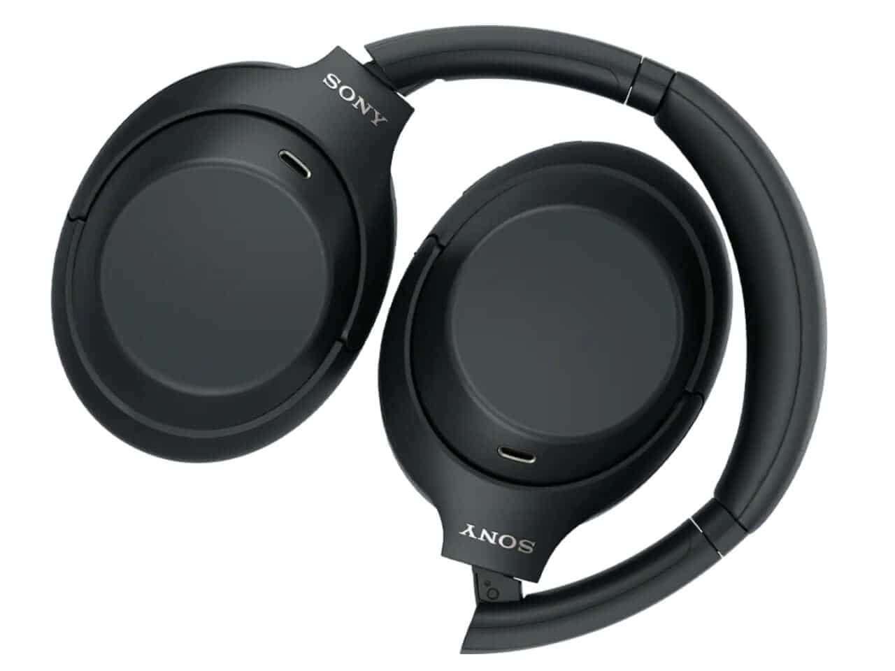 Sony WH-1000XM4C in a final product presentation