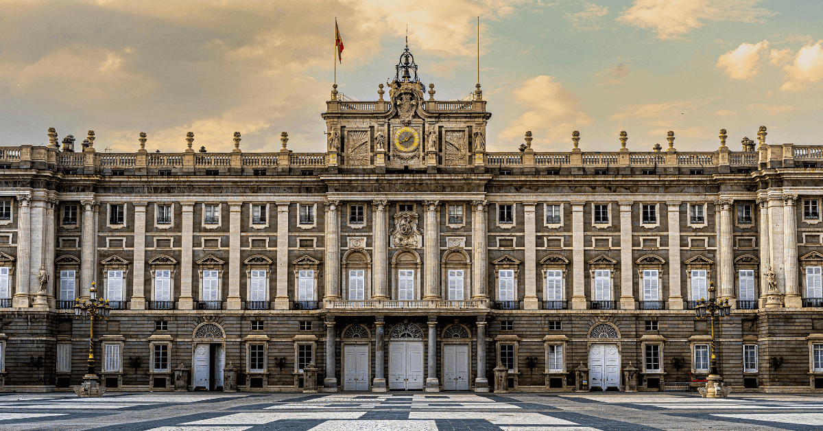 The Ten Biggest Homes in the World