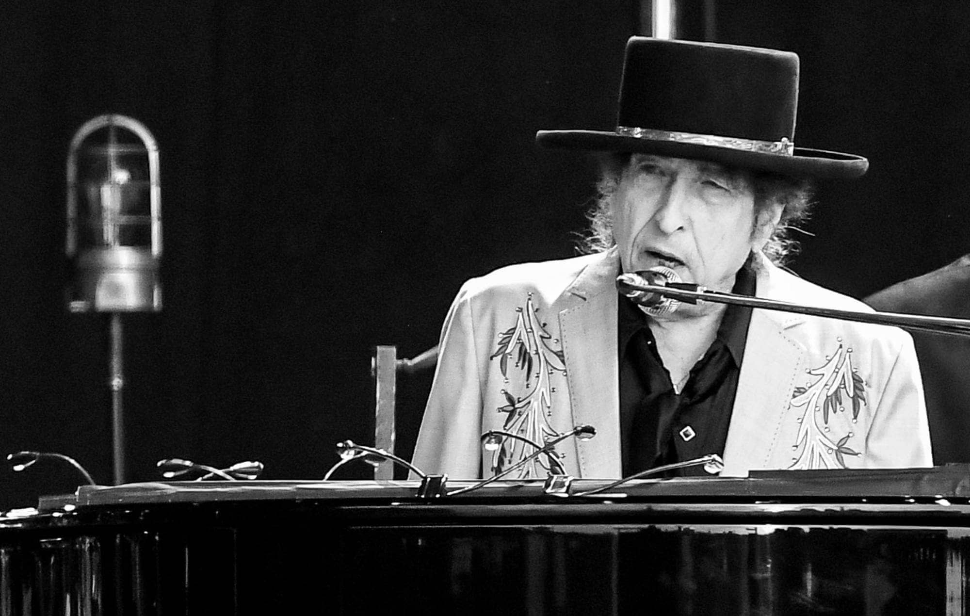 Bob Dylan live performance