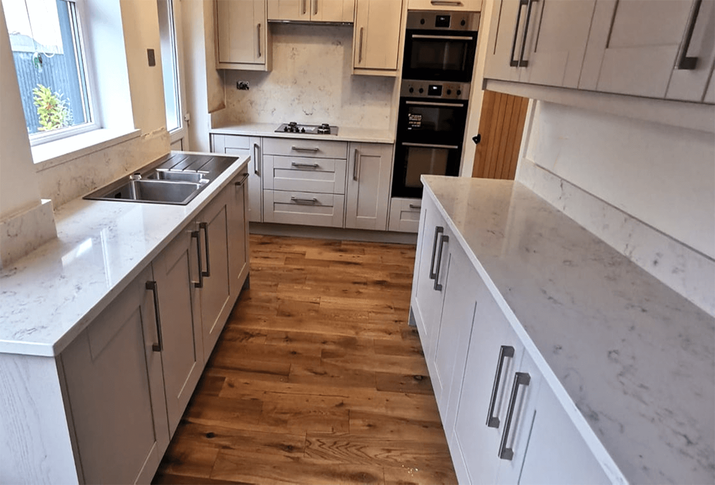 New Carrara Classic Quartz; Classic Addition for a Kitchen