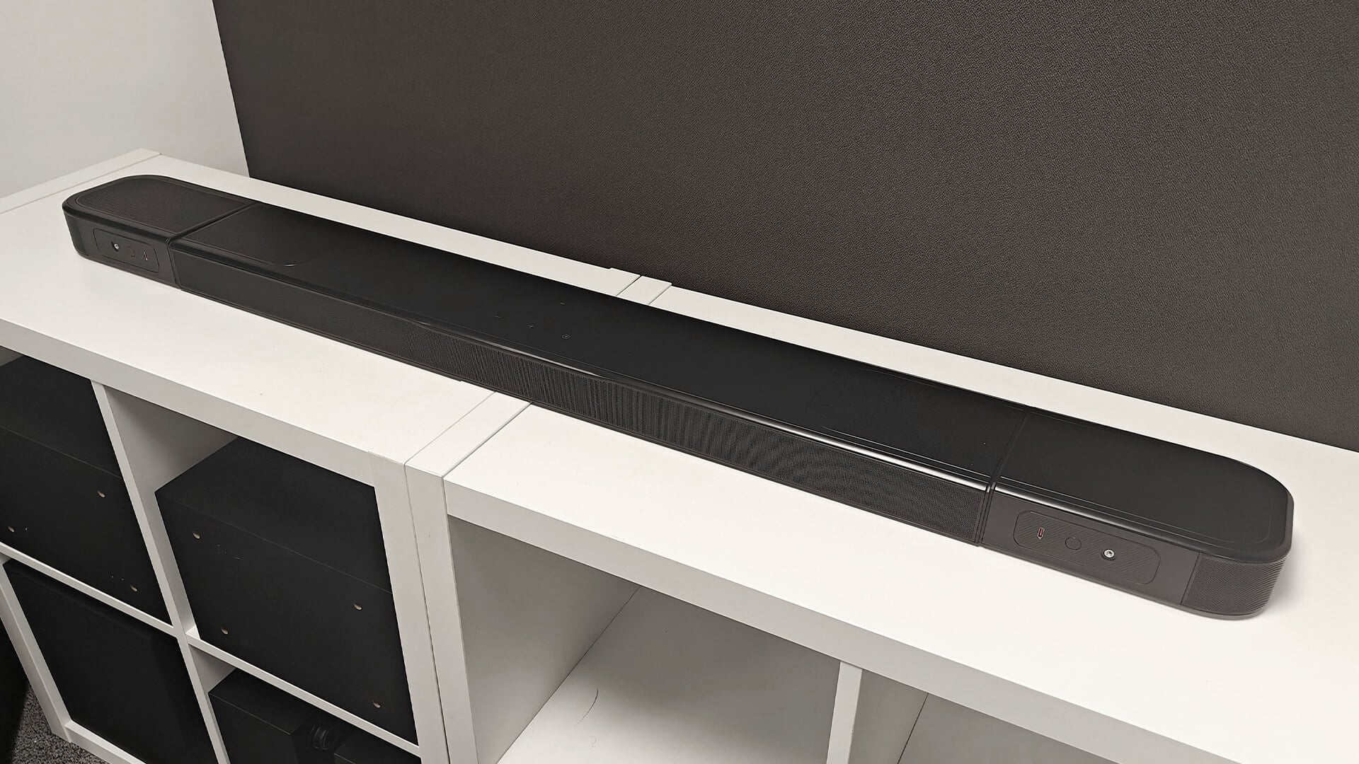 JBL Bar 1000MK2 soundbar with detachable rear speakers