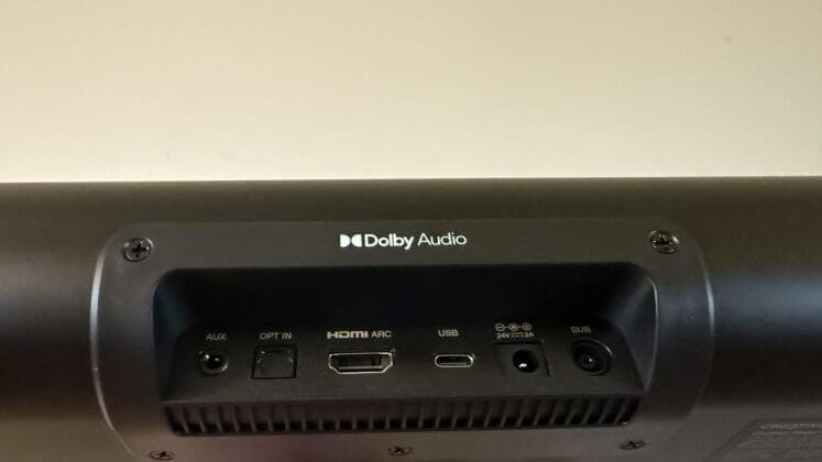 Input ports of Creative Stage Pro.