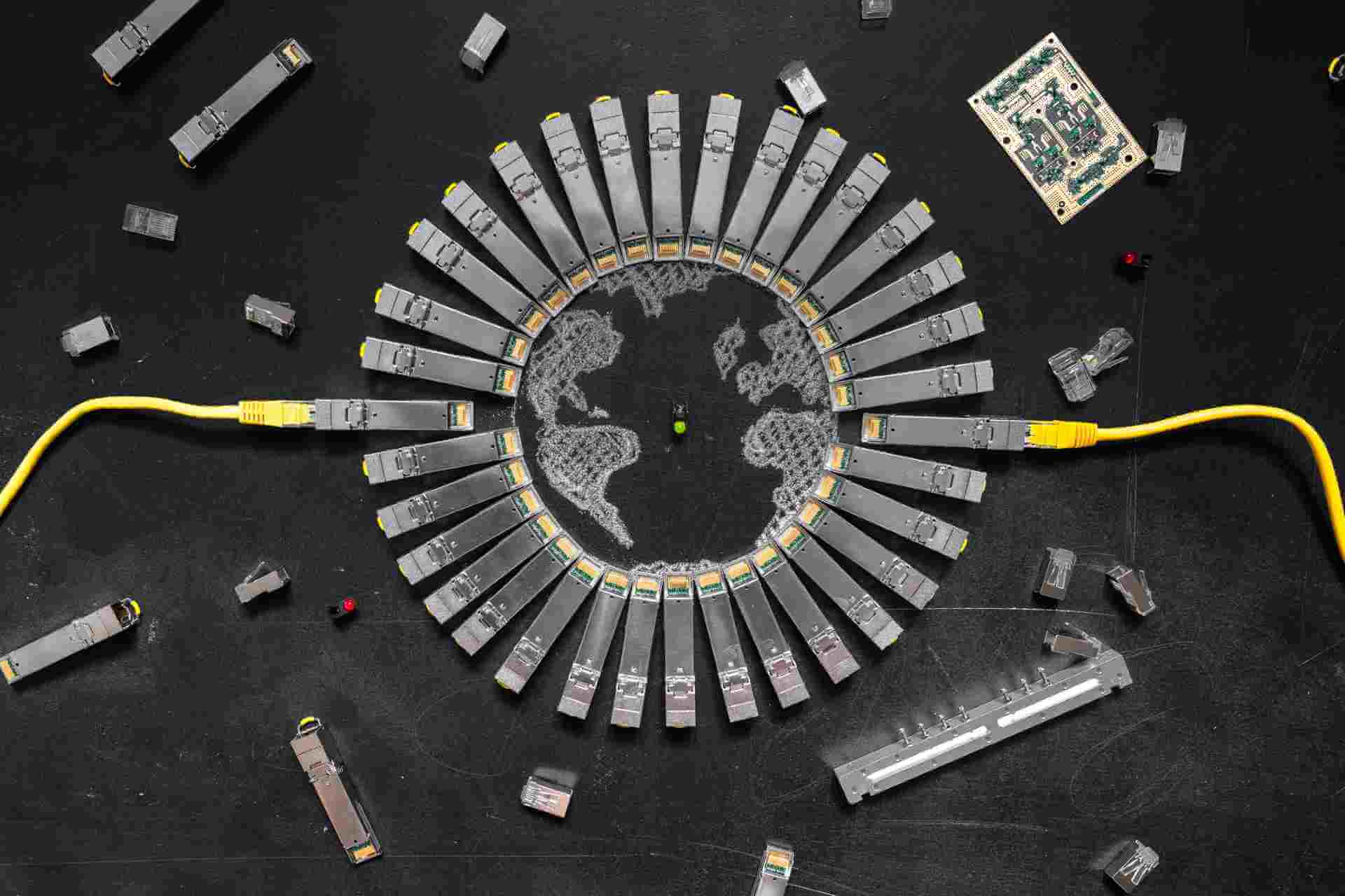 SFP-10G-SR and SFP-10G-LR: What's the Difference? SFP FAQs Answered