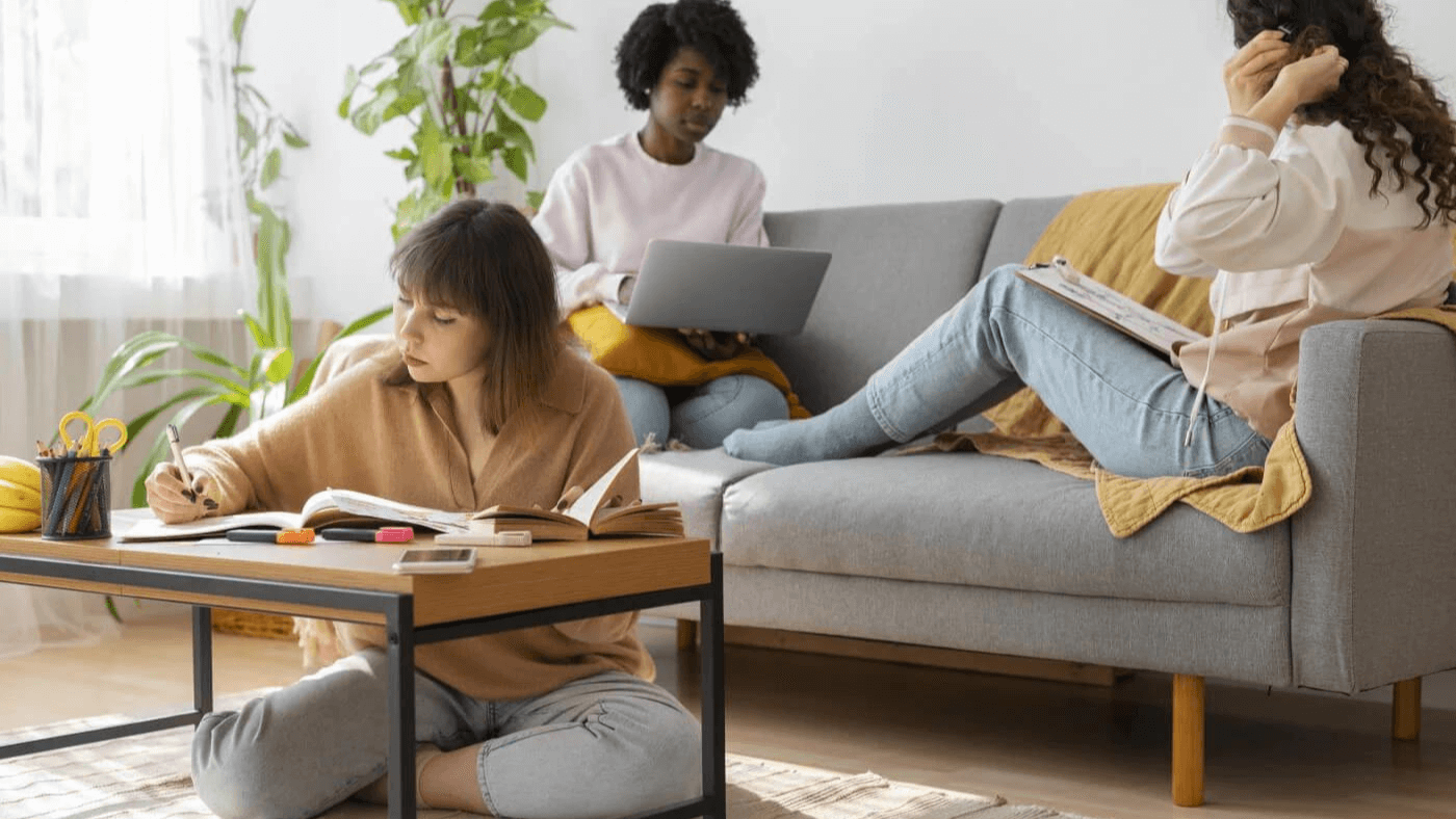Pros and Cons: Off-Campus Housing for College Students