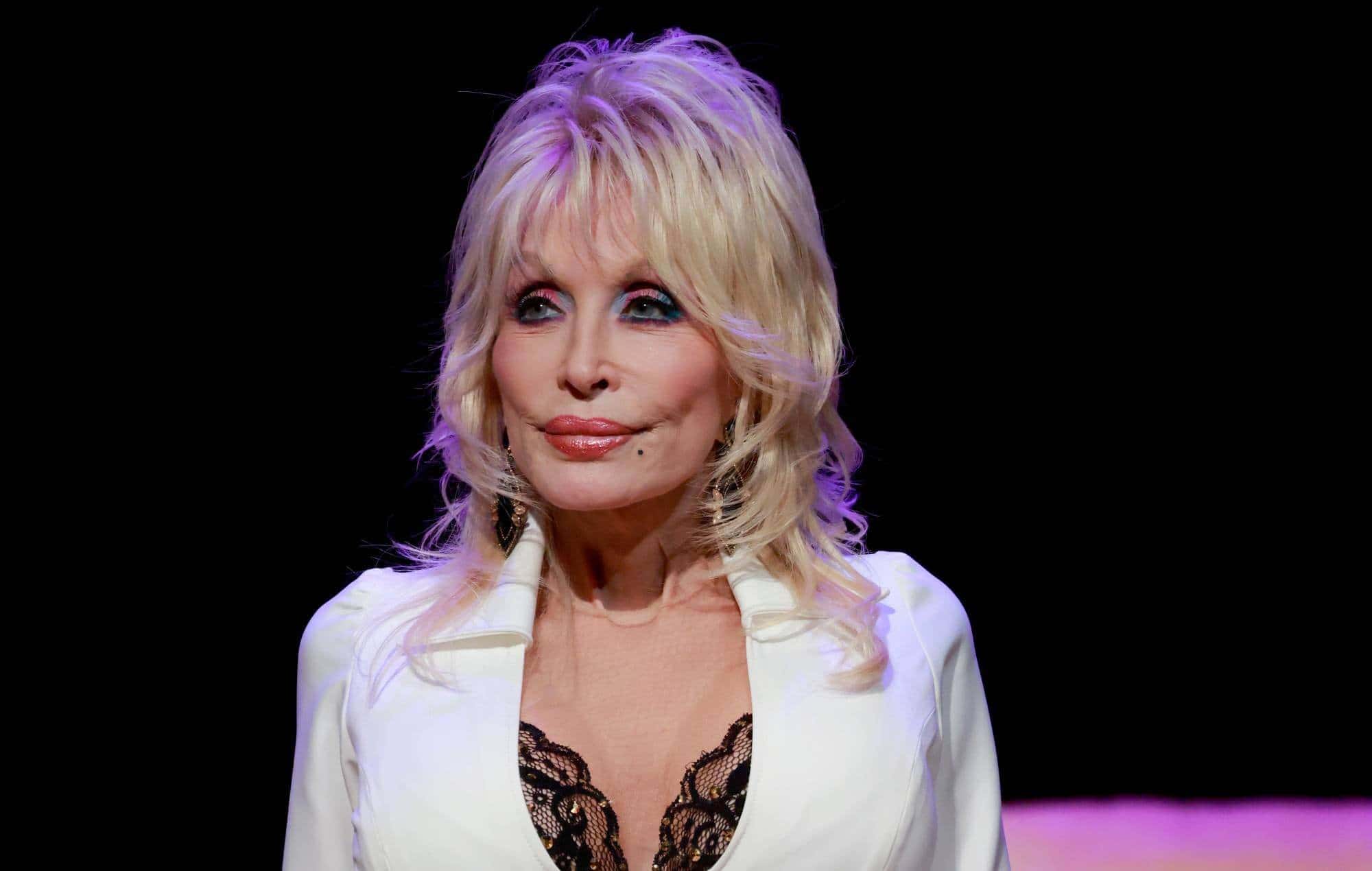 Dolly Parton Reassures Fans After Health Scare Rumours: 