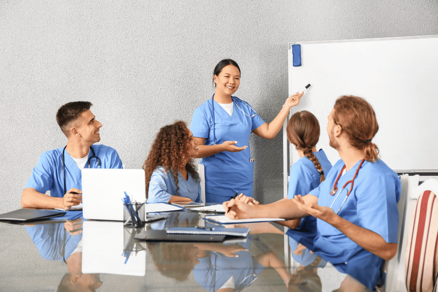 A Complete Guide to Nursing Career Pathways (Degrees, Licensure & Career Growth Explained)