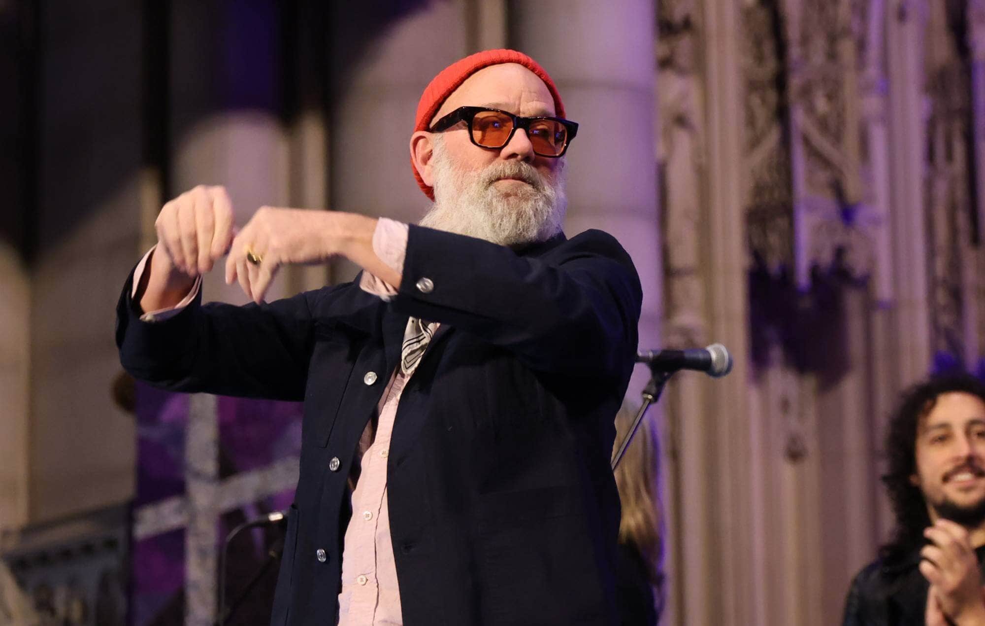 Michael Stipe performing live