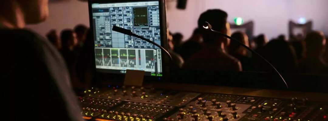 8 Reverb Tips: How to Manage Reverb-Heavy Mixes