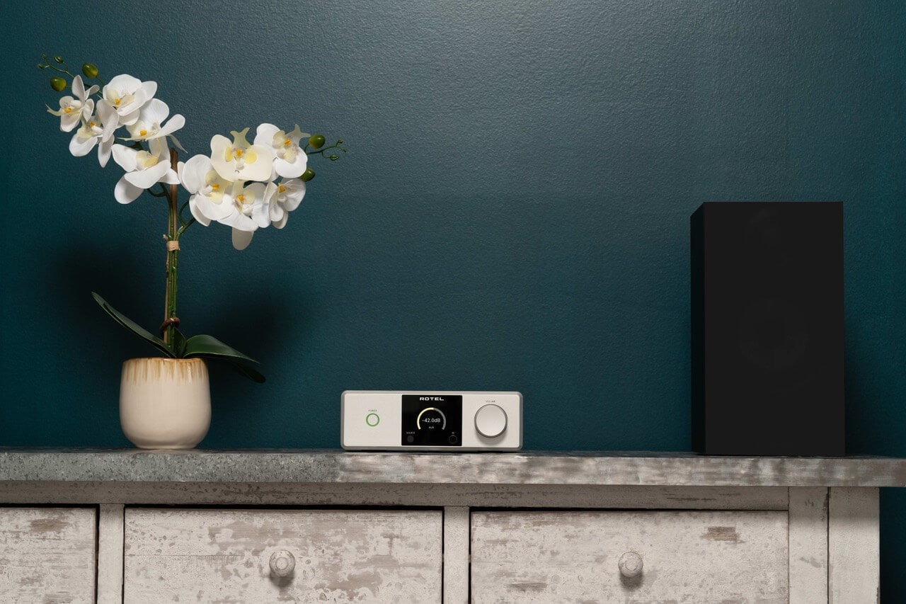 Rotel DX-5: An Audiophile’s Dream Amplifier with Unmatched Sound Quality
