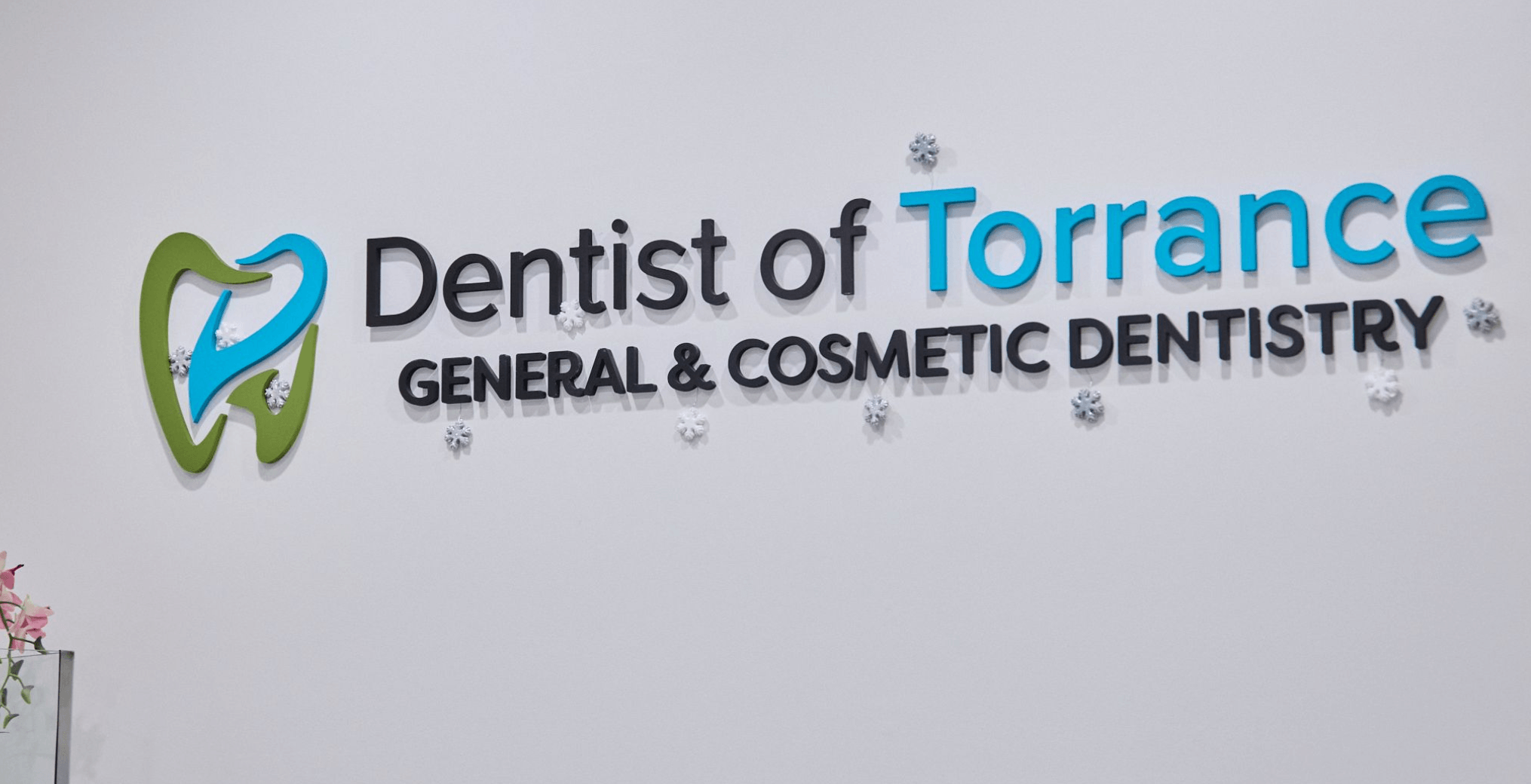 Chipped Front Tooth Solutions From an Emergency Dentist