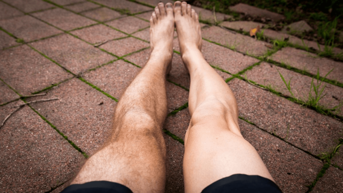 3 Razones por las cuales los hombres rasuran sus piernas.