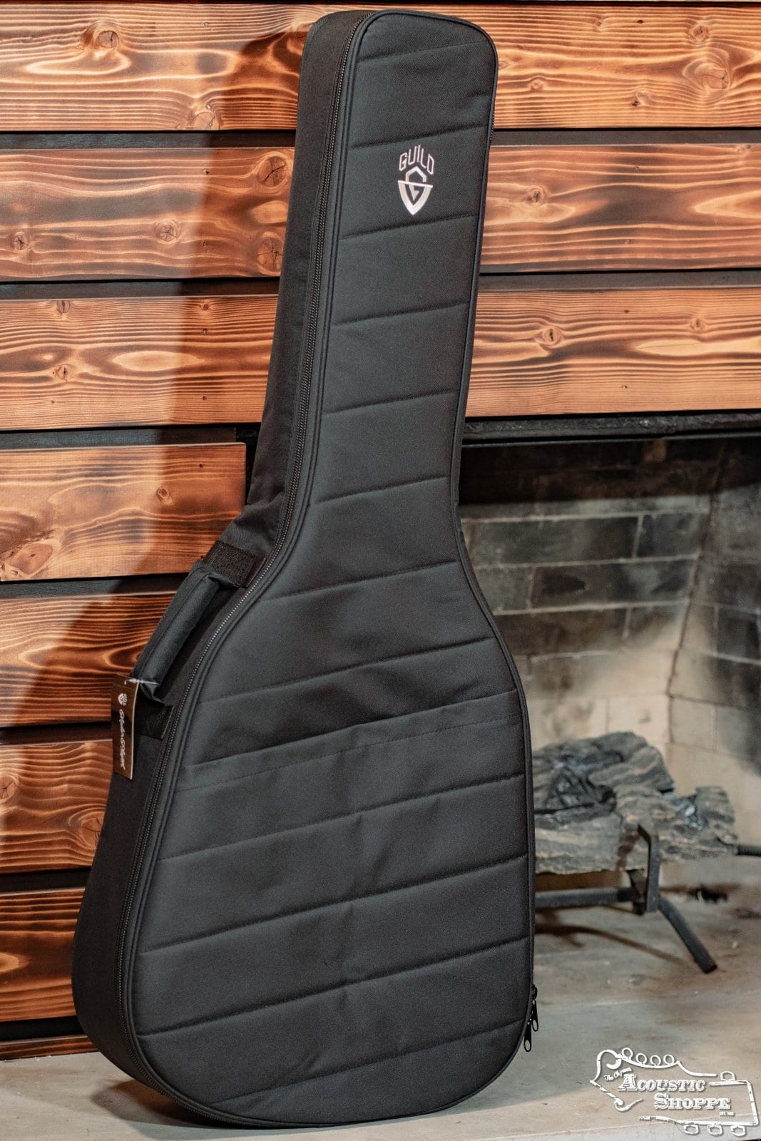 Guild Deluxe Acoustic Gig Bag - Jumbo