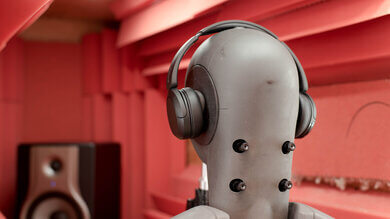 Earbud charging case