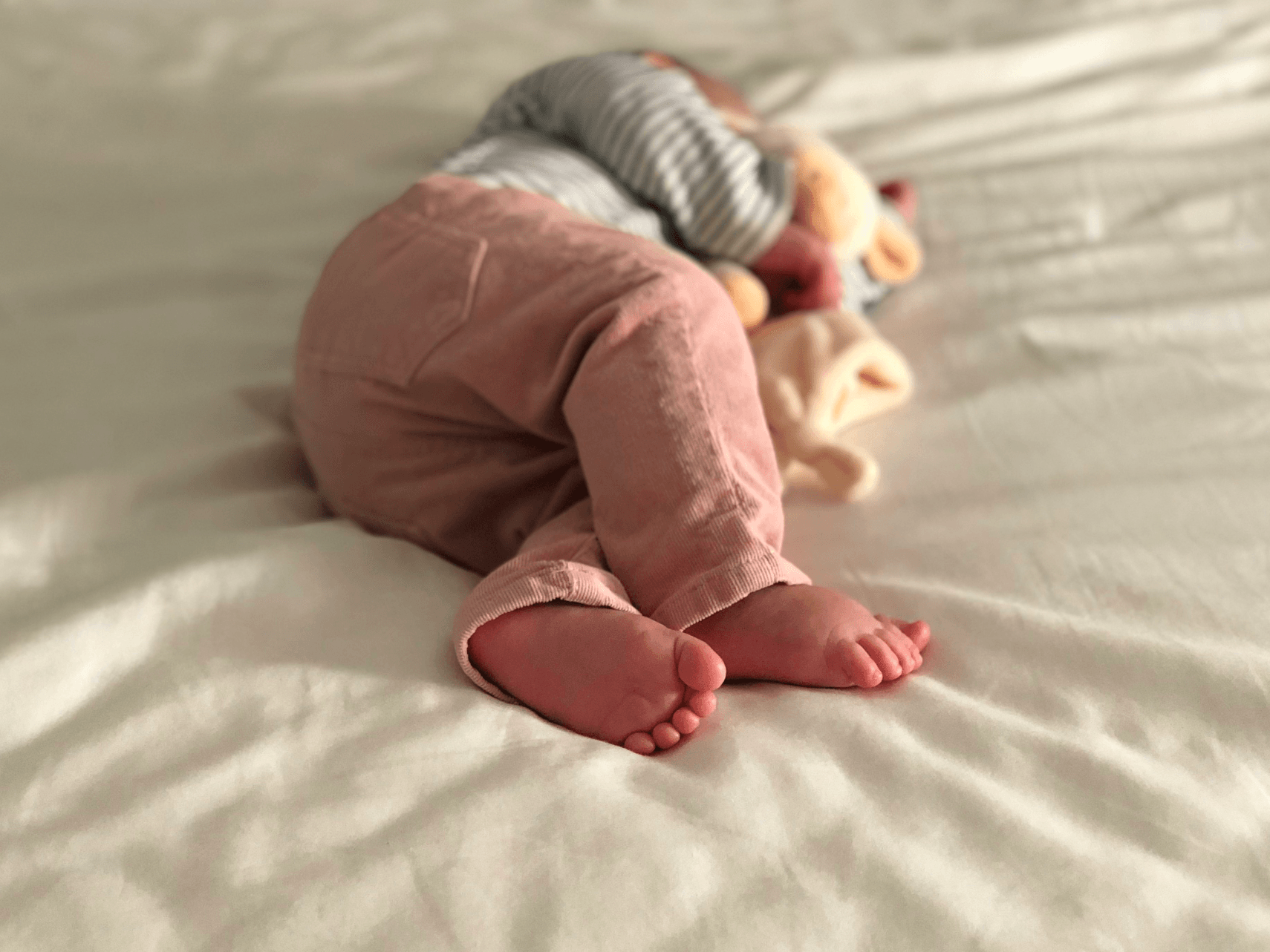 Baby Sleep Setup in Hotels & Airbnbs: Travel Tips (The Sleep Series: Part 2)