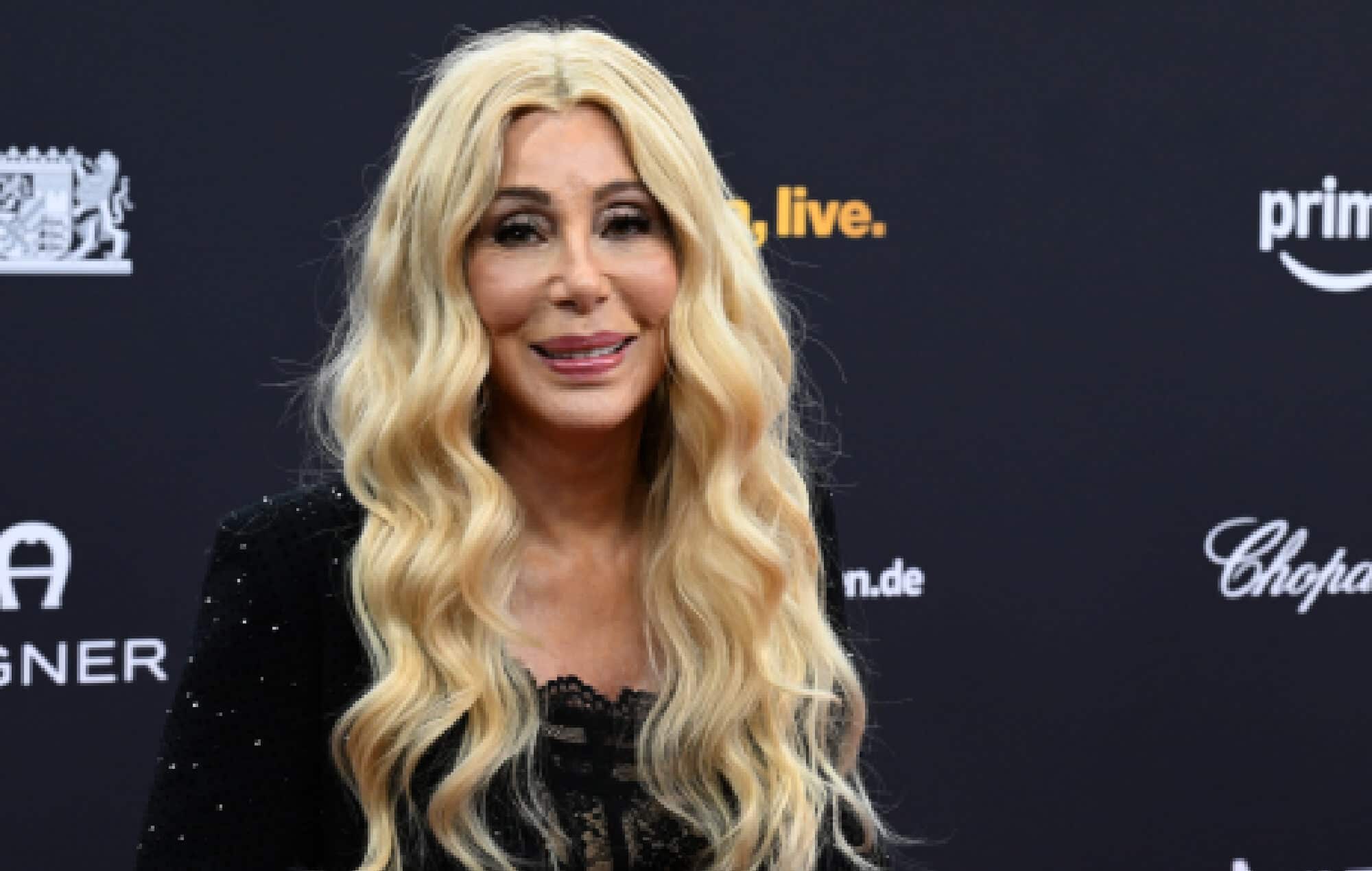 Cher, Ariana Grande, and Lily Allen Set for ‘SNL’ Final Episodes in 2025