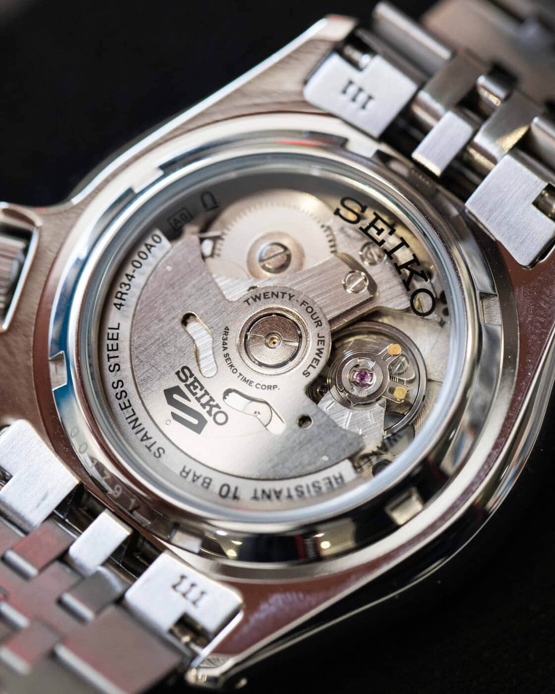 Mechanical vs Automatic Watches: Which One Is Right for You?