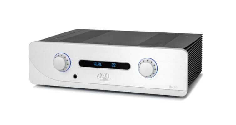 IN400 EVO integrated amplifier showcasing elegant design