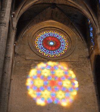 The Spectacle of the Eight: Mallorca’s Solar Masterpiece