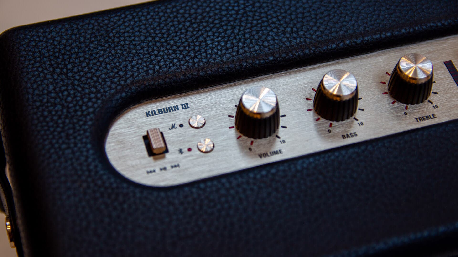 Marshall Kilburn III Review: A Bluetooth Speaker That Charms Beyond Perfect Sound
