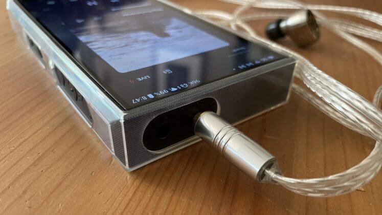 FiiO M23 side view