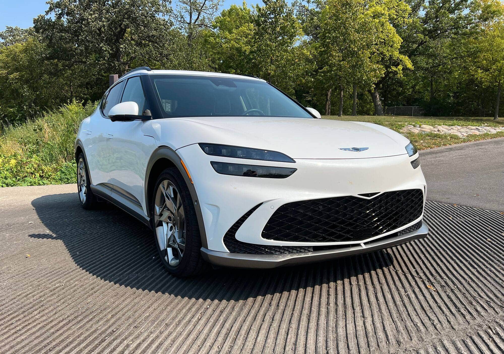 2023 Genesis GV60