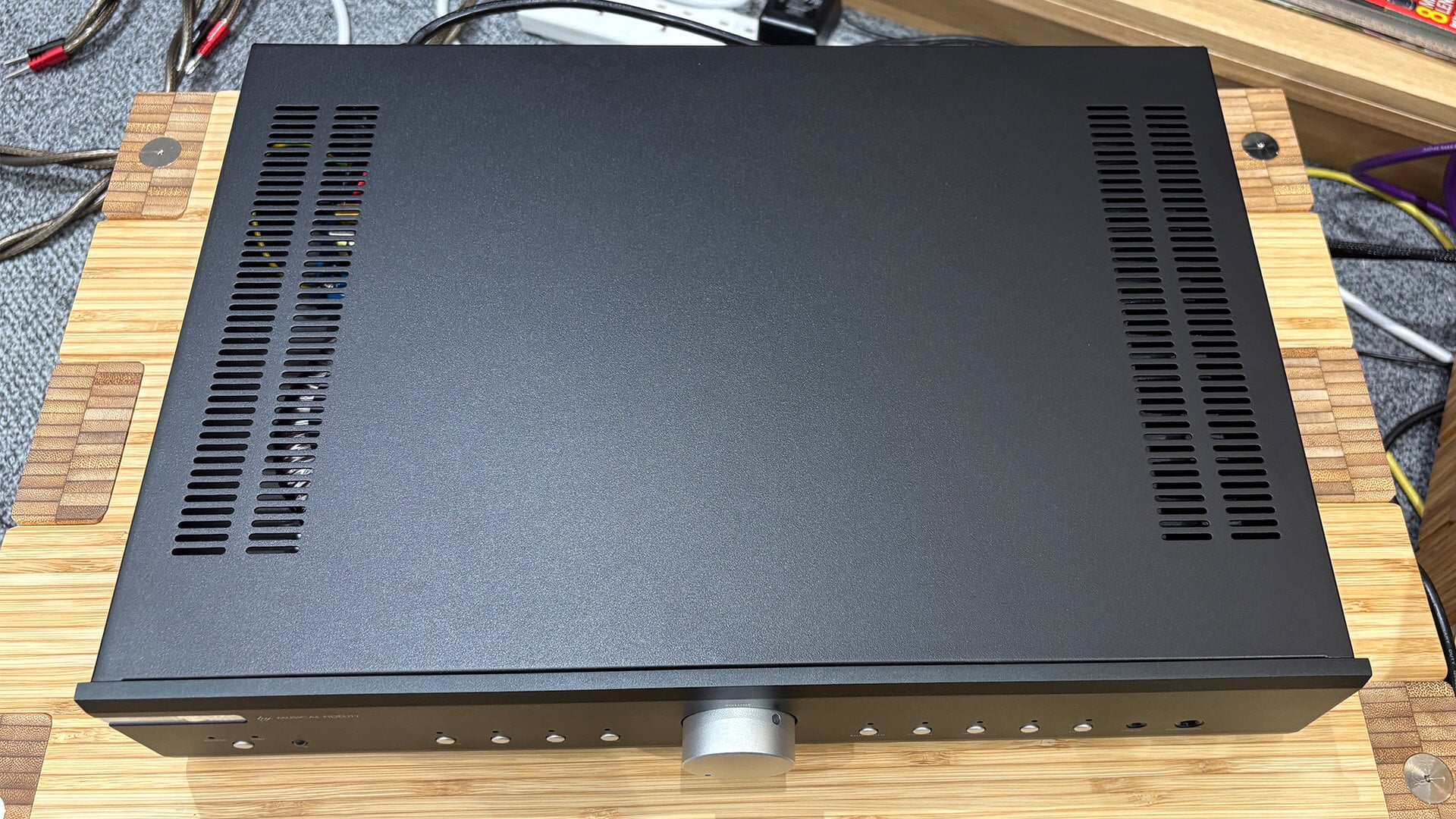 Musical Fidelity B1xi alongside competitors
