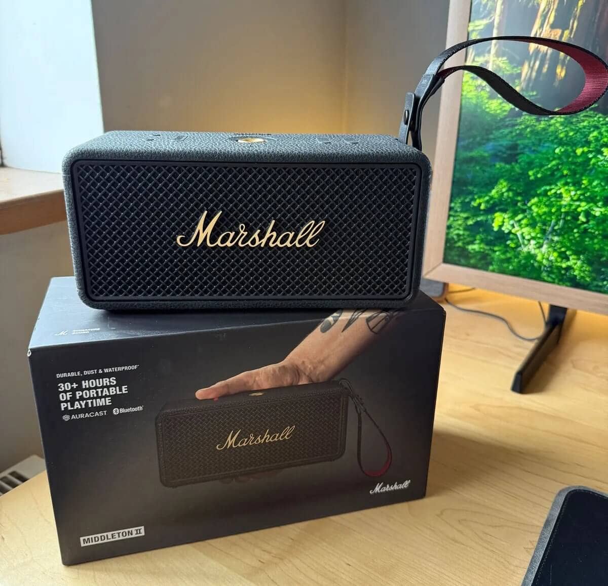 Marshall Middleton II Bluetooth Speaker in classic black