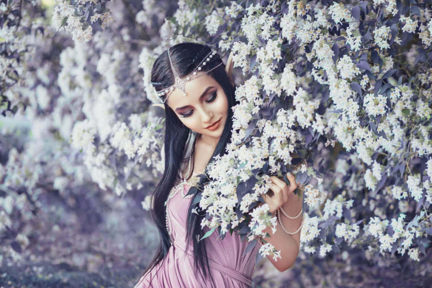 GODDESS SERIES: THE STORY OF FLORA