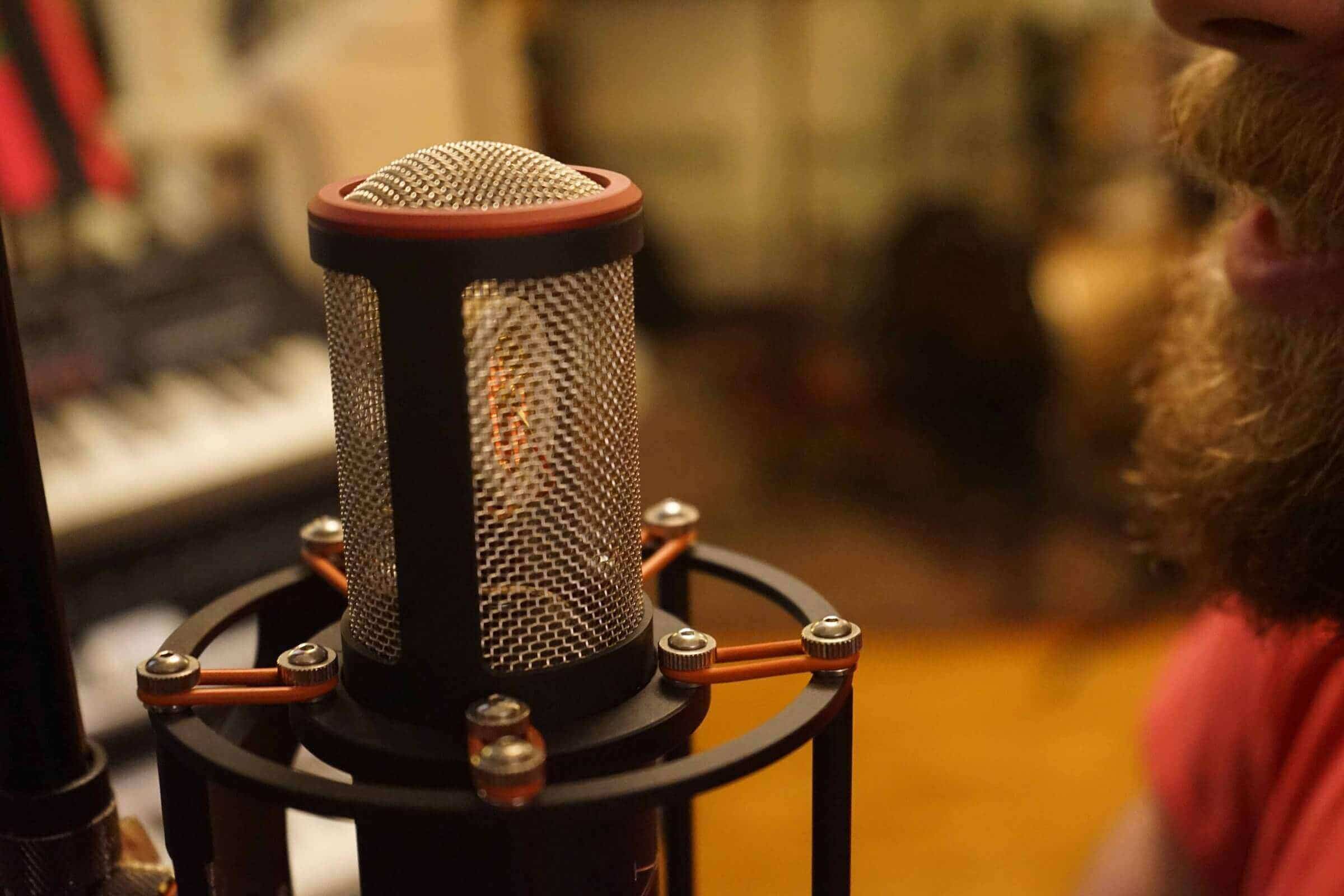 Mic placement for vocals, on-axis
