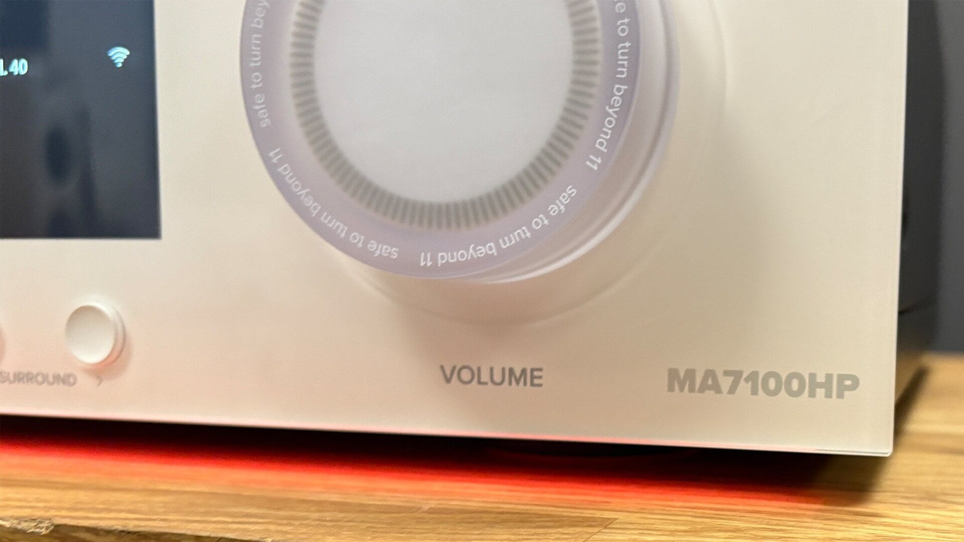 Unique JBL MA7100HP Design
