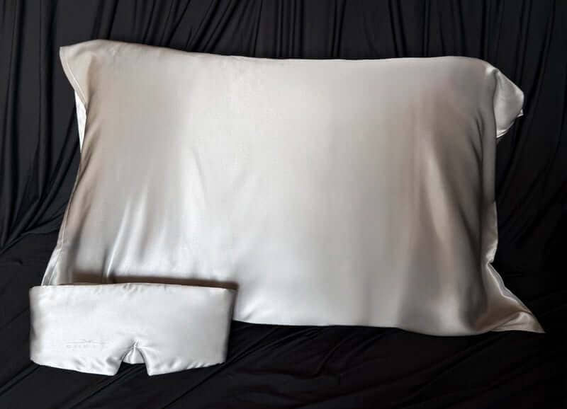 SHEEX Mulberry Silk Sleep Mask & Pillowcase