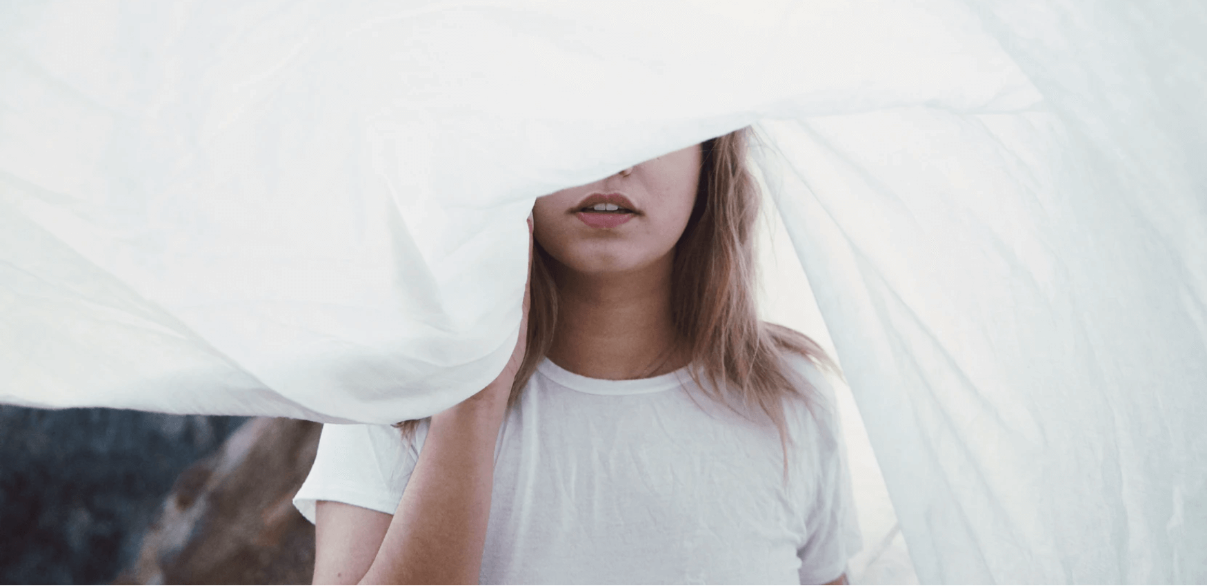 How to Fold a Fitted Sheet