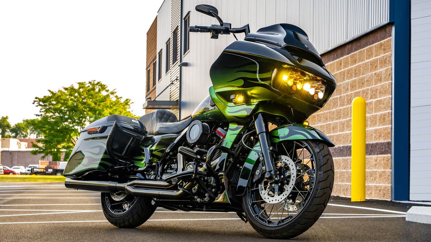 Bike Highlight - 2022 Envious Green Fade CVO Road Glide