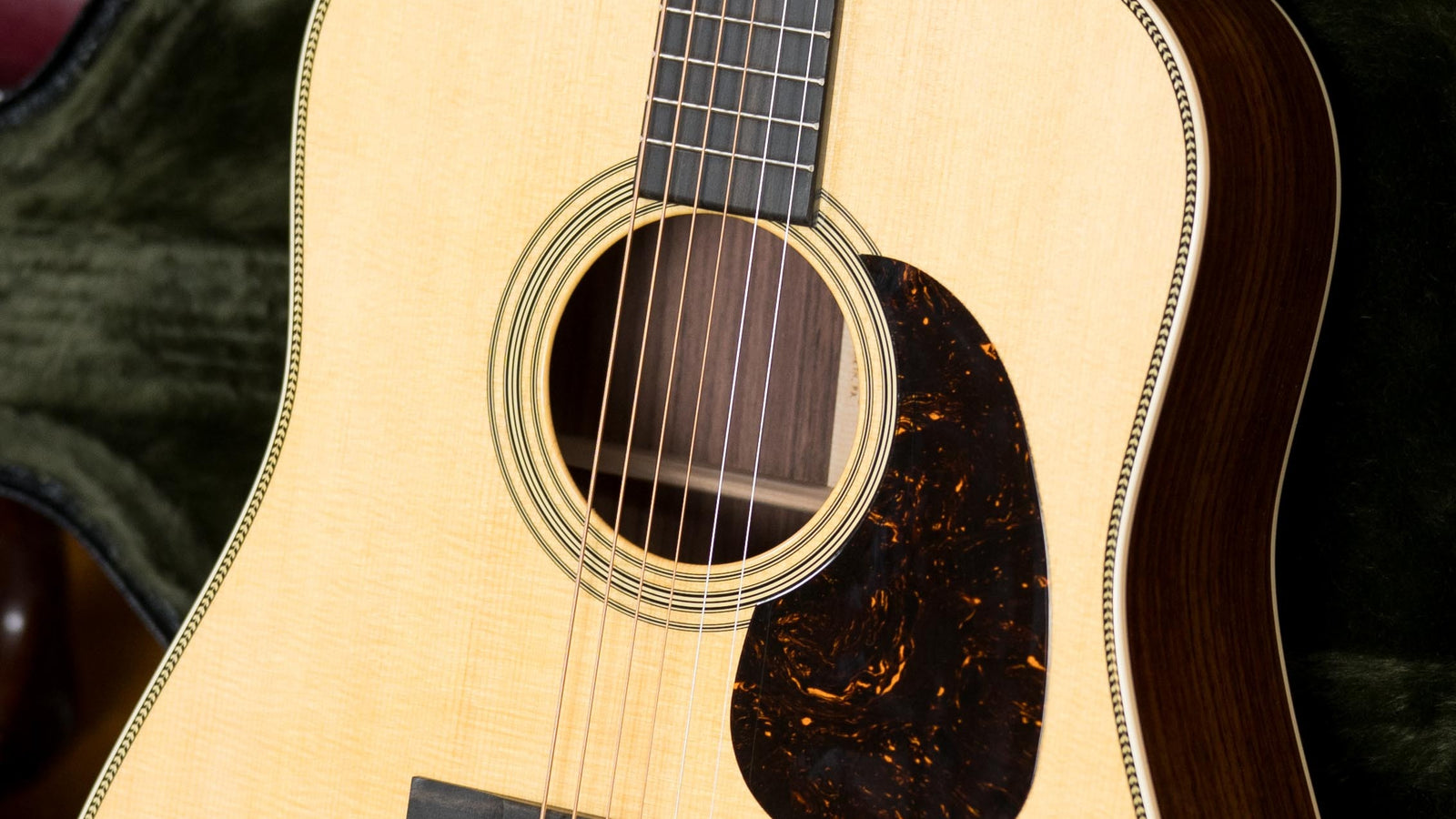 Billy Strings D-28: Why His Signature Martin Isn't a 1940 Copy