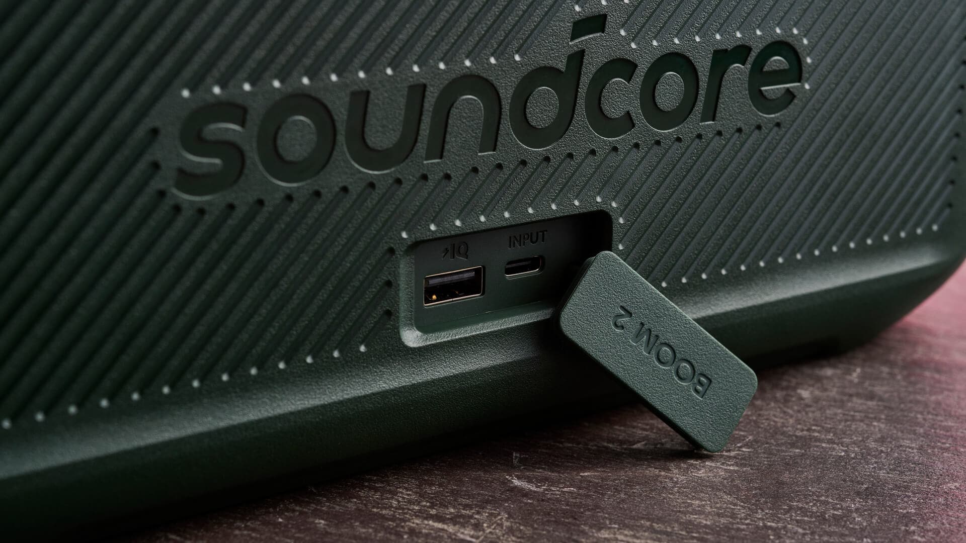 Anker Soundcore Boom 2 USB Ports