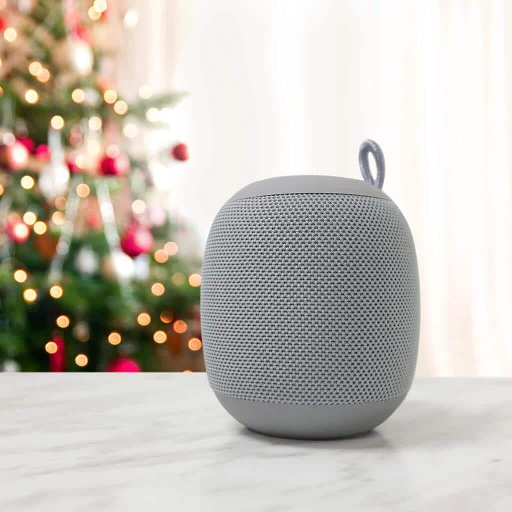 Speakers: Give the Gift of Sound This Holiday Season