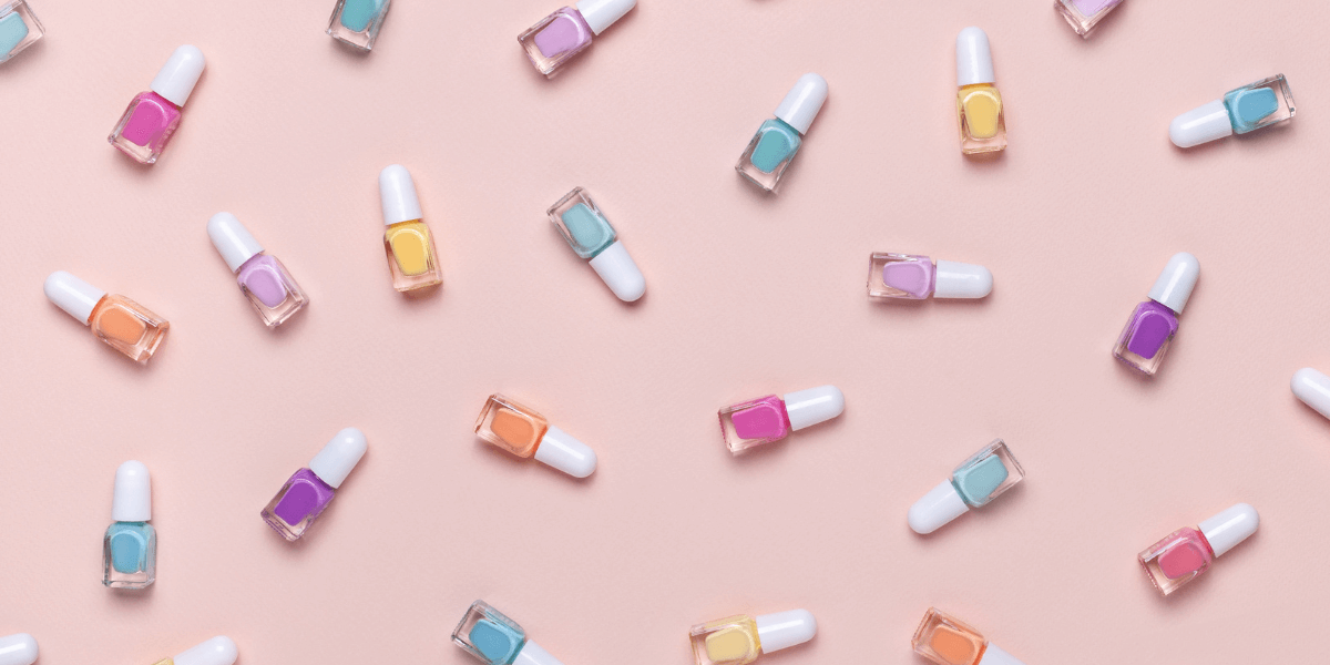 Is Klee Kids makeup safe? Explore Klee Kids ingredients and Klee Naturals reviews, answering moms’ top concerns about non-toxic, dye-free products