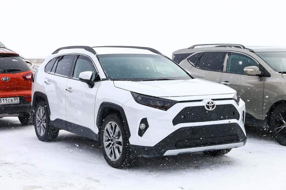 Among the best winter SUVs is the Toyota CR-V