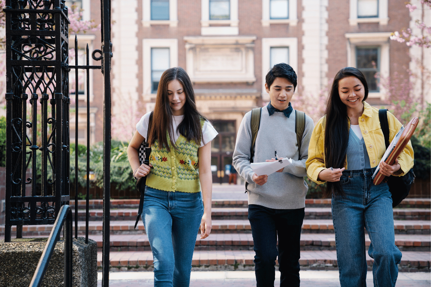 10 Essential Tips for College Freshmen