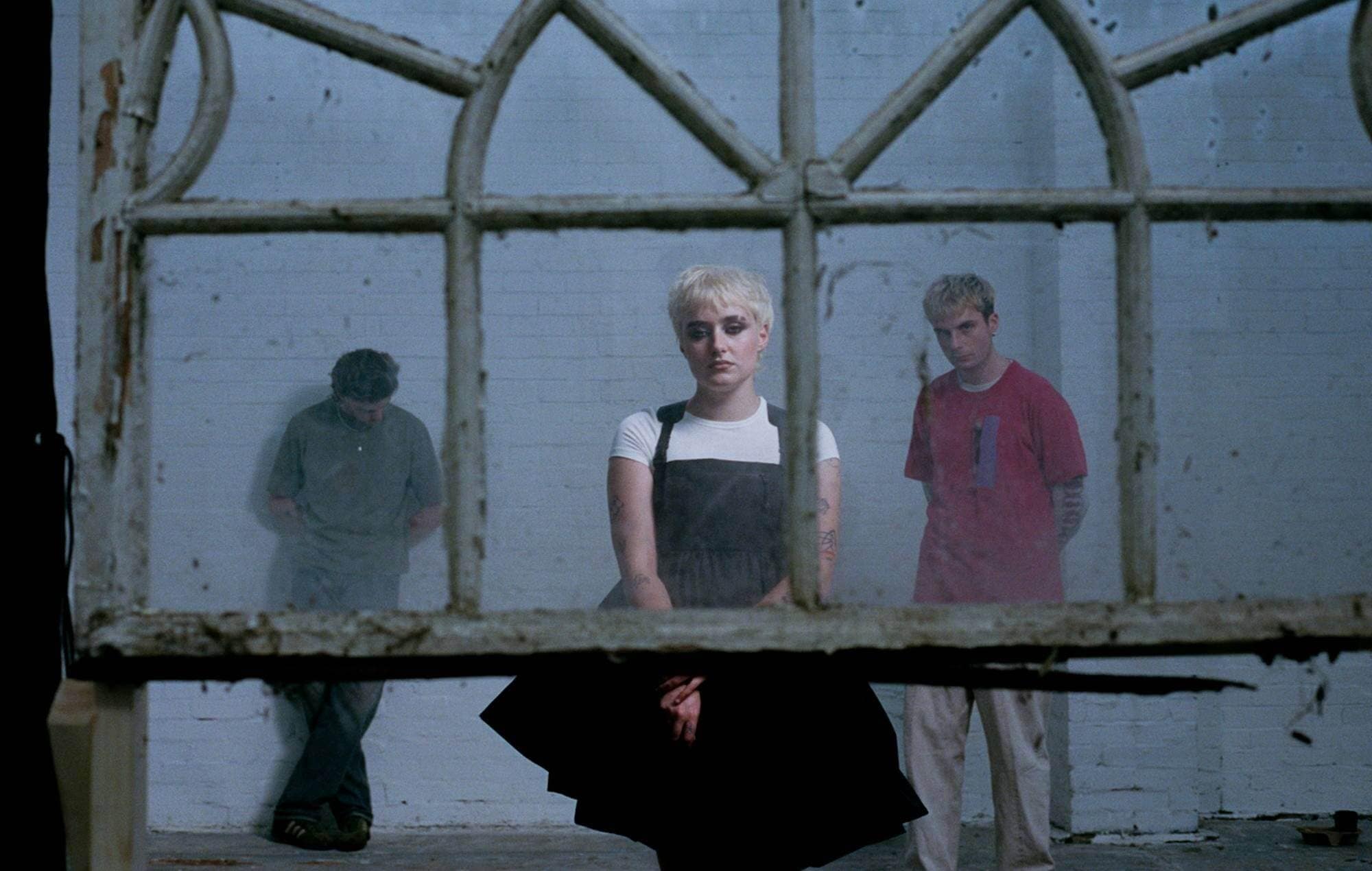 NewDad Unveils ‘Altar’ Album with Fiery Single ‘Roobosh’ and Upcoming UK & Europe Tour