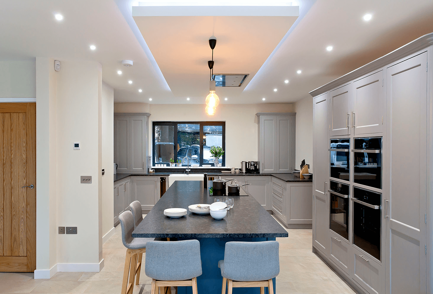 Is a Breakfast Bar Kitchen Necessary For Homeowners?