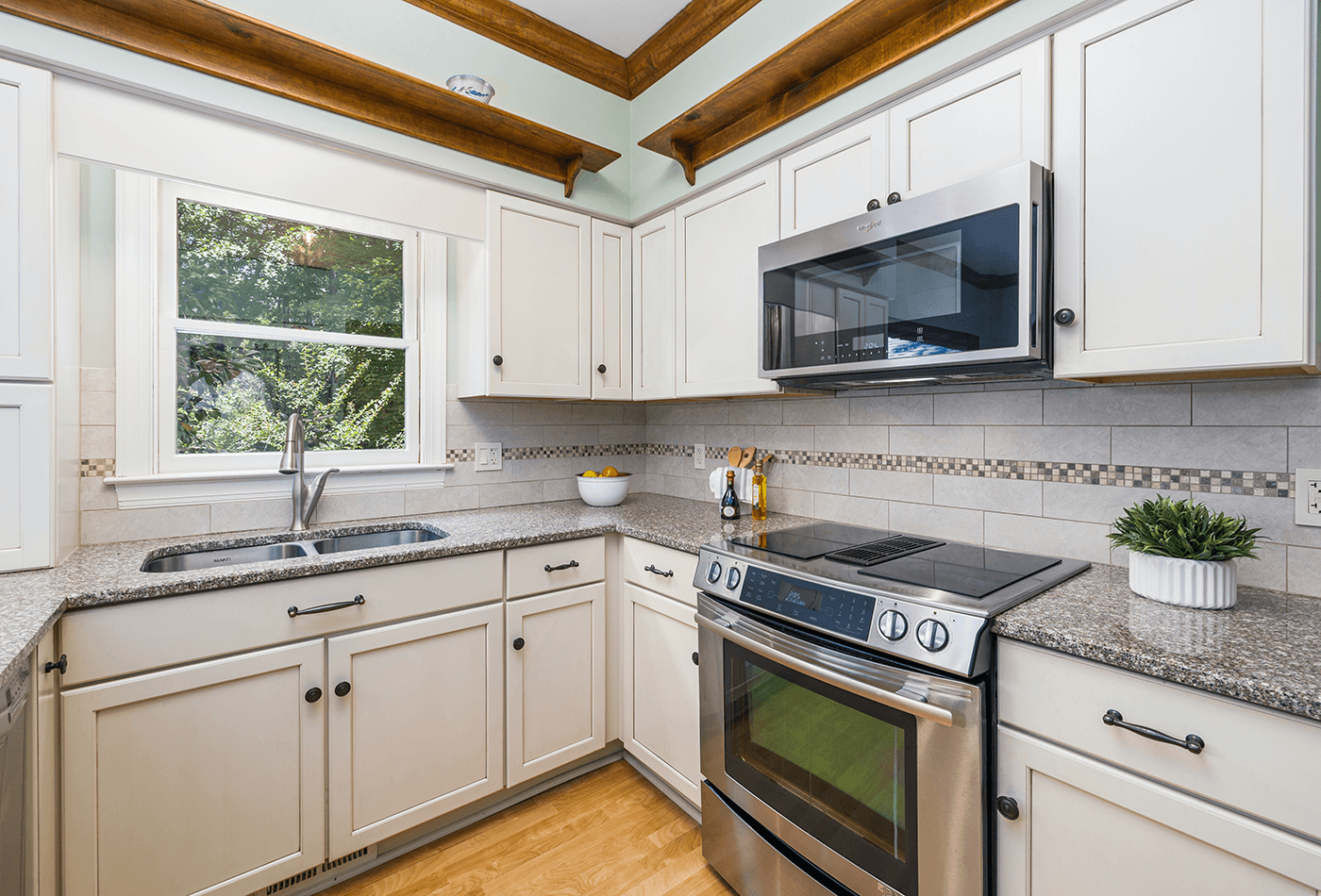 Affordable Kitchen Solutions: Budget Kitchen Makeovers